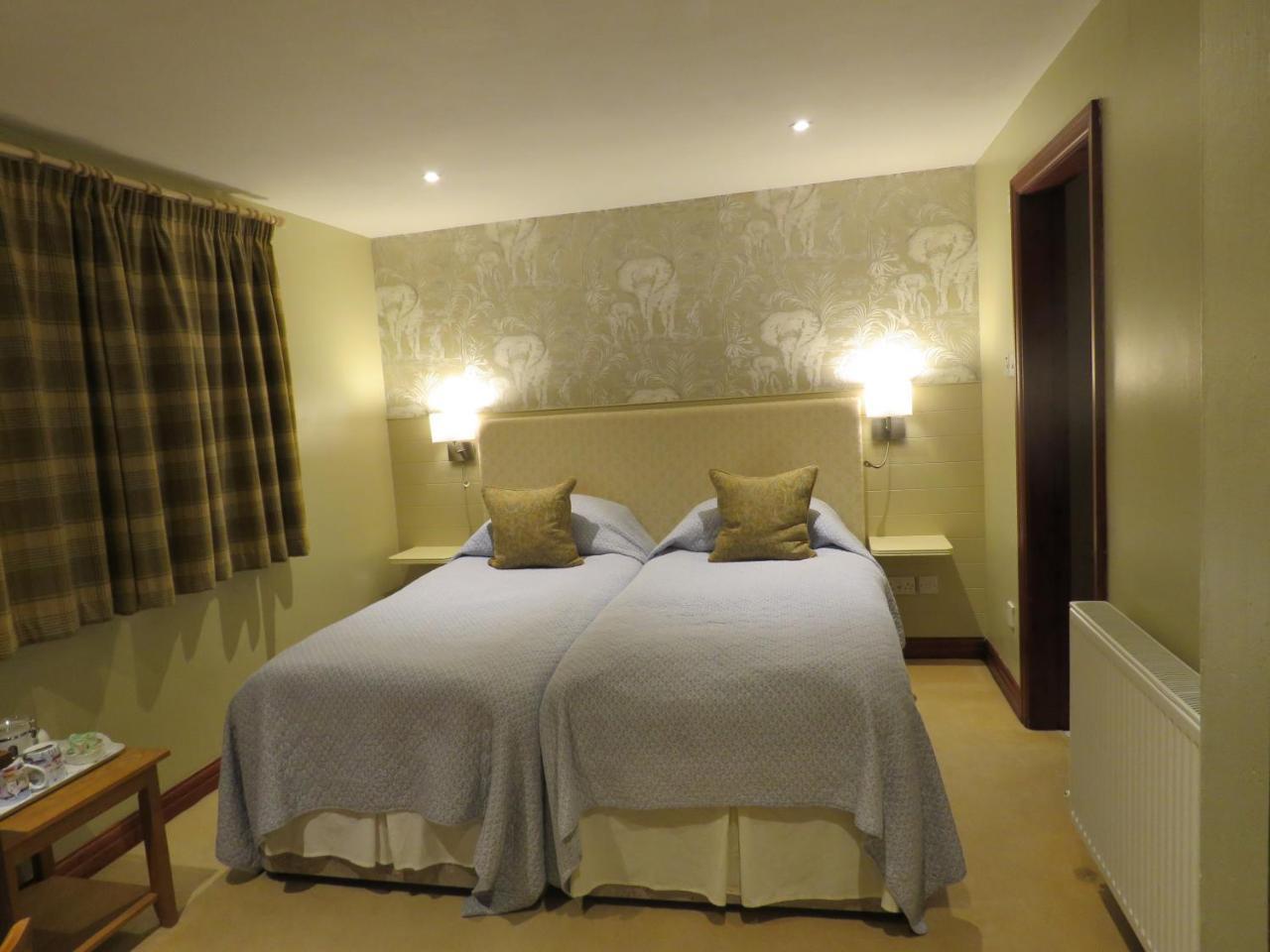 The Bay Horse Hotel And Restaurant Ulverston Εξωτερικό φωτογραφία